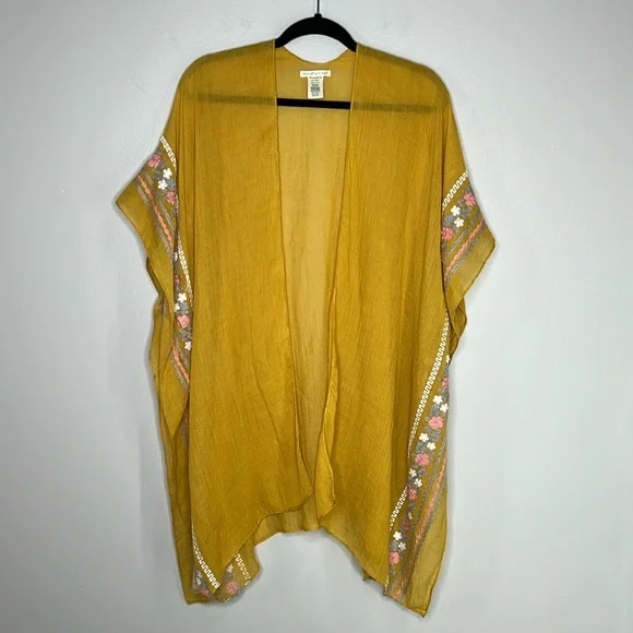 Do Everything In Love boho embroidered Kimono style cardigan - Picture 2 of 11